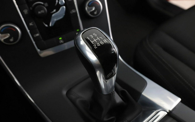 Volvo V60 cena 50000 przebieg: 147585, rok produkcji 2015 z Lidzbark Warmiński małe 326